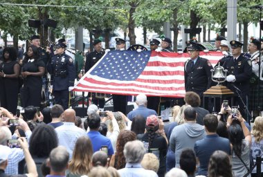 11 Eylül Anma Töreni 22. Yıldönümü New York 'ta. 11 Eylül 2023, New York, ABD: 11 Eylül Anma Töreni 'nin 22. Yıldönümü ABD Başkan Yardımcısı Kamala Harris' in katılımıyla New York 'ta gerçekleşti.