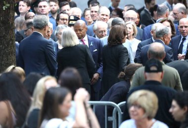 11 Eylül Anma Töreni 22. Yıldönümü New York 'ta. 11 Eylül 2023, New York, ABD: 11 Eylül Anma Töreni 'nin 22. Yıldönümü ABD Başkan Yardımcısı Kamala Harris' in katılımıyla New York 'ta gerçekleşti.