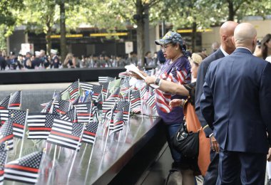 11 Eylül Anma Töreni 22. Yıldönümü New York 'ta. 11 Eylül 2023, New York, ABD: 11 Eylül Anma Töreni 'nin 22. Yıldönümü ABD Başkan Yardımcısı Kamala Harris' in katılımıyla New York 'ta gerçekleşti.
