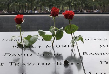 11 Eylül Anma Töreni 22. Yıldönümü New York 'ta. 11 Eylül 2023, New York, ABD: 11 Eylül Anma Töreni 'nin 22. Yıldönümü ABD Başkan Yardımcısı Kamala Harris' in katılımıyla New York 'ta gerçekleşti.