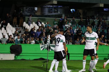 Coritiba (PR) - 14 Eylül 2023: Brezilya Futbol Şampiyonası 2023. Coritiba, Bahia - 19 numaralı Sebastian Gomez 'den Coritiba golü ve Coritiba ile Bahia arasındaki maç sırasındaki kutlama. 