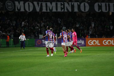 Coritiba (PR) - 14 Eylül 2023: Brezilya Futbol Şampiyonası 2023. Coritiba, Bahia - Bahia oyuncuları Coritiba ile Bahia arasında oynanan maçta golü kutluyorlar. 