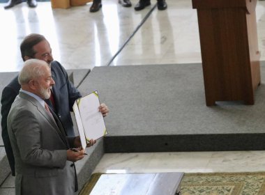 Brasilia (DF), 14 Eylül 2023 - Brasilia 'daki Palacio do Planalto' da: Geleceğin Yakıt Programının İmza Töreni Tasarısı.