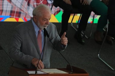 Brasilia (DF), 14 Eylül 2023 - Brasilia 'daki Palacio do Planalto' da: Geleceğin Yakıt Programının İmza Töreni Tasarısı.