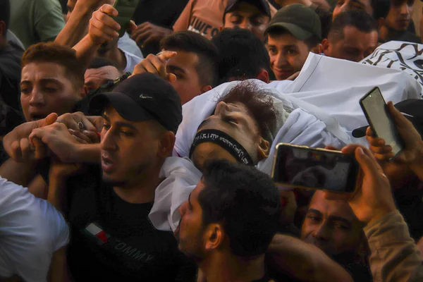 Σεπτεμβρίου 2023 Γάζα Παλαιστίνη Γαζανοί Θρηνούν Μια Μεγάλη Απώλεια Καθώς — Φωτογραφία Αρχείου