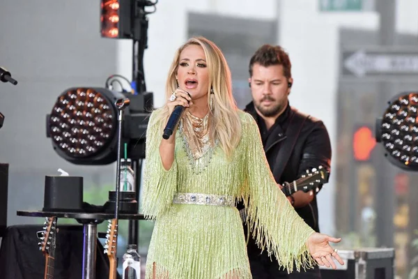 Settembre 2023 New York Usa Carrie Underwood Esibisce Today Show — Foto Stock