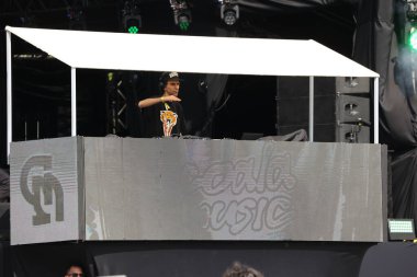 Sao Paulo (SP), 15 Eylül 2023: Dj Nuts Show, Sao Paulo 'daki Latin Amerika Anıtı' nda düzenlenen Coala Festivali 2023.