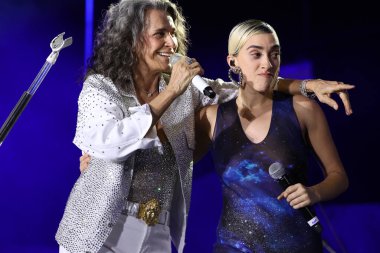 Sao Paulo (SP), 16 Eylül 2023: Simone tarafından Juliana Linhares 'in katılımıyla, Sao Paulo' daki Latin Amerika Anıtı 'nda düzenlenen Koala Festivali 2023' te gösterildi.. 