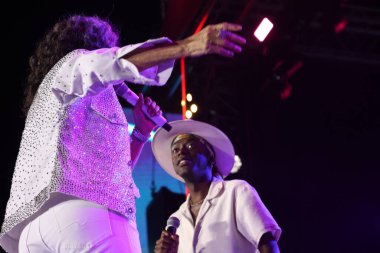 Sao Paulo (SP), Brezilya 09 / 16 / 2023 Şarkıcı Simone tarafından 16 Eylül 2023 tarihinde Sao Paulo 'da düzenlenen 2023 Coala Festivali' ne katılan şarkıcı Simone tarafından gerçekleştirildi.. 