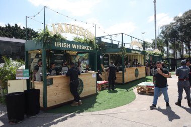 Sao Paulo (SP), Brezilya 15 / 09 / 2023 Hareketi ve bu Cuma, 15 Eylül 2023 tarihinde Sao Paulo 'daki Latin Amerika Anıtı' nda gerçekleştirilen Coala Festivali 2023 'te marka etkinlikleri.