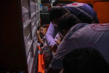 Filistinliler sınır şeridindeki çatışmalara katılıyorlar. P19 Eylül 2023, Gazze, Filistin: Filistinliler, işgal ile Gazze Kenti sınır şeridinde meydana gelen çatışmalara katıldılar