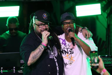 Sao Paulo (SP), Brezilya 09 / 18 / 2023 - Başrolde Lucas Peteado ve Juan Paiva, Claudinho ve Bochecha 'nın hikayesini anlatan 