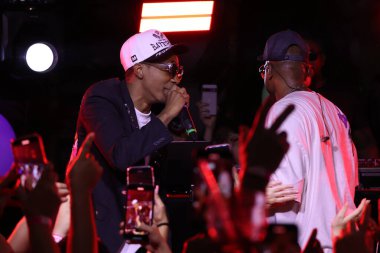 Sao Paulo (SP), Brezilya 09 / 18 / 2023 - Başrolde Lucas Peteado ve Juan Paiva, Claudinho ve Bochecha 'nın hikayesini anlatan 