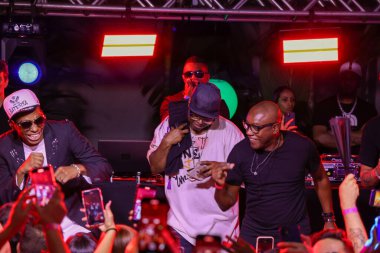 Sao Paulo (SP), Brezilya 09 / 18 / 2023 - Başrolde Lucas Peteado ve Juan Paiva, Claudinho ve Bochecha 'nın hikayesini anlatan 