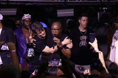 Sao Paulo (SP), Brezilya 09 / 18 / 2023 - Başrolde Lucas Peteado ve Juan Paiva, Claudinho ve Bochecha 'nın hikayesini anlatan 