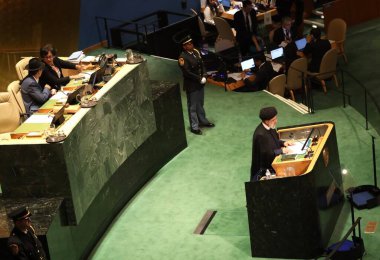 İran Cumhurbaşkanı Ebu Raisi, New York 'taki BM 78. GY' de konuşma yaptı. 19 Eylül 2023, New York, ABD: İran Başkanı Ethe Raisi, New York 'taki Birleşmiş Milletler Genel Kurulu' nun 78. oturumunda bir konuşma yaptı.. 