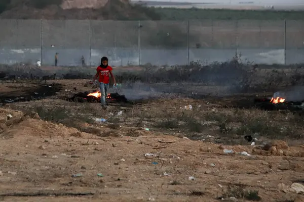 Παλαιστίνιοι Συμμετέχουν Συγκρούσεις Στη Συνοριακή Λωρίδα Pseptember 2023 Γάζα Παλαιστίνη — Φωτογραφία Αρχείου
