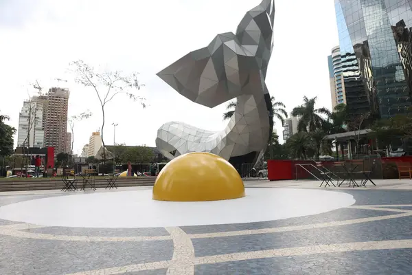 Sao Paulo 2023 Arte Eggcident Projekt Nazvaný Eggcident Holanďana Henka — Stock fotografie
