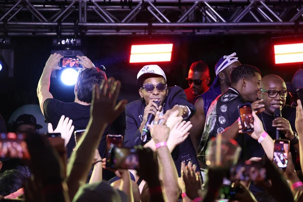 Sao Paulo (SP), Brezilya 09 / 18 / 2023 - Başrolde Lucas Peteado ve Juan Paiva, Claudinho ve Bochecha 'nın hikayesini anlatan 