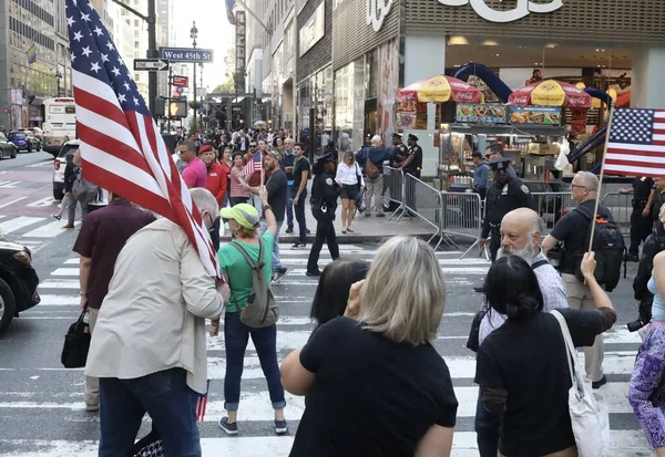 Protesta Contro Sindaco New York Adams Sui Migranti Clandestini Settembre — Foto Stock