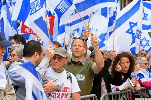 Protest Israelis Israeli Prime Minster Benjamin Netanyahu Who Process Changing — Stock Photo, Image
