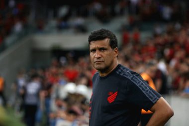CURITIBA (PR) Brazil 09 / 21 / 2023 - Athletico PR koçu Wesley Carvalho, Athletico PR ve Internacional arasında oynanan maçta, bu Perşembe (21), Brezilya Şampiyonası 'nın 24.. 