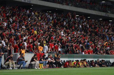 CURITIBA (PR) Brazil 09 / 21 / 2023 - Alex Santana 'nın golünün kutlanması (80) Athletico PR' ye bu Perşembe (21), Brezilya şampiyonasının 24. turunda Internacional 'a karşı 2-1' lik galibiyet kazandırdı. 