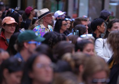 Kelly Clarkson Today Show 'da canlı performans sergiledi. 22 Eylül 2023, New York, ABD: Kelly Clarkson, ünlü Amerikalı şarkıcı ve sanatçı, Today Show 'da, Rockefeller Plaza' da canlı performans sergiledi. 