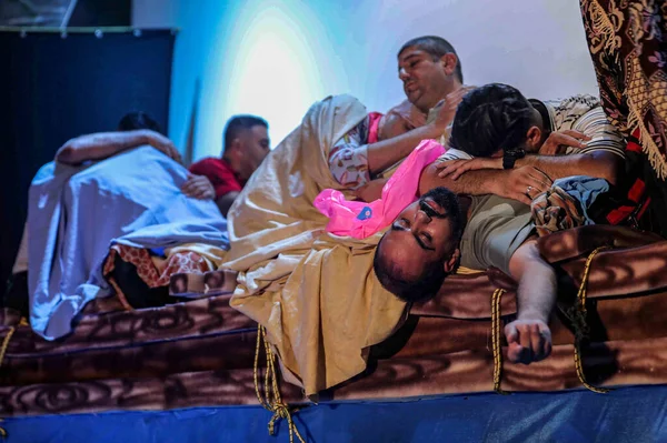 Palestinesi Con Disabilità Presentano Loro Rappresentazione Teatrale Intitolata Medusa Gaza — Foto Stock