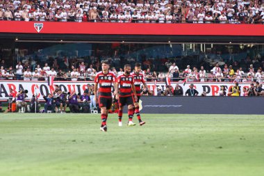 SAO PAULO (SP) Brezilya 09 / 24 / 2023 - Copa do Brasil 2023 Sao Paulo 'nun Flamengo Stadyumu do Morumbi' de oynanan final maçında B. Henrique do Flamengo 'nun şanı ve golü