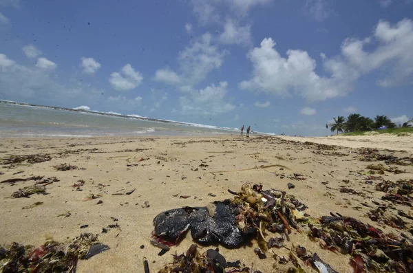 Natal Brazil 2023 Oil Stains Found Camurupim Beach Nisia Floresta — стоковое фото