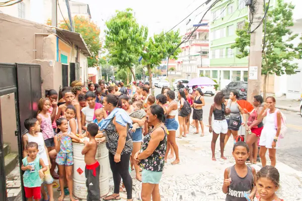 Rio Janeiro Brasilien 2023 Cosme Damiao Sweet Levering Børns Bevægelser - Stock-foto