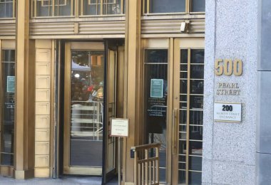 Senatör Bob Menendez New York 'taki Manhattan Federal Mahkemesi' nde. 27 Eylül 2023, New York, ABD: New Jersey Demokrat Sen. Bob Menendez ve eşi Nadine Menendez, 27 Eylül Çarşamba günü Manhattan Federal Mahkemesi 'ne geldiler.) 