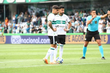 CURITIBA (PR) 01 / 10 / 2023 - FOOTBALL / BRAZILIAN CHAMPIONShiIP 2023 / CORITIBA / ATHLETICO PR - Coritiba ve Athletico Halkla İlişkiler Şampiyonası 'nın 25. raundunda Coritiba ve Athletico PR arasında oynanan 26..