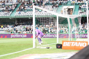 CURITIBA (PR) 01 / 10 / 2023 - FOOTBALL / BRAZILIAN CHAMPIONShiIP 2023 / CORITIBA / ATHLETICO PR - Coritiba ve Athletico Halkla İlişkiler Şampiyonası 'nın 25. raundunda Coritiba ve Athletico PR arasında oynanan 26..