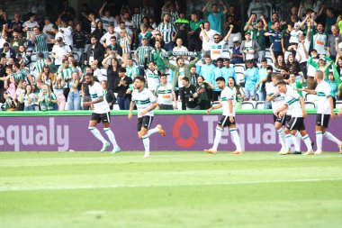 CURITIBA (PR) 01 / 10 / 2023 - FOOTBALL / BRAZILIAN CHAMPIONShiIP 2023 / CORITIBA / ATHLETICO PR - Coritiba ve Athletico Halkla İlişkiler Şampiyonası 'nın 25. raundunda Coritiba ve Athletico PR arasında oynanan 26..