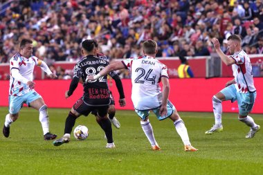 (SPO) 2023 MLS Normal Sezon New York Red Bulls Chicago Fire FC 'ye karşı. 30 Eylül 2023, Harrison, New Jersey: New Jersey Red Bull Arena 'da bugün oynanan futbol maçında New York Red Bulls ve Chicago Fire FC arasında, Chicago Fire FC, güvenli