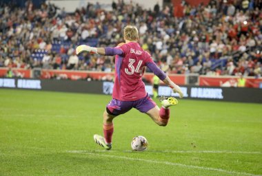30 Eylül 2023 - Harrison New Jersey, ABD: New York Red Bulls ile Chicago Fire arasında oynanan futbol maçında kaleci Brady (Chicago).