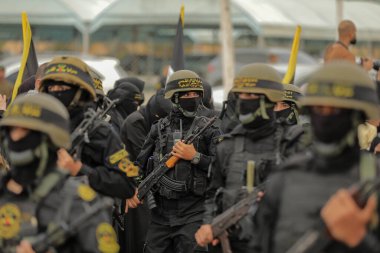 4 Ekim 2023 - Gazze, Filistin: Filistin 'deki İslami Cihat Hareketi' nin askeri kanadı El Kaide Tugayları 'ndan savaşçılar, Gazze Şeridi' ndeki 36..