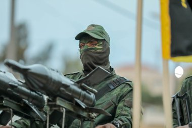 4 Ekim 2023 - Gazze, Filistin: Filistin 'deki İslami Cihat Hareketi' nin askeri kanadı El Kaide Tugayları 'ndan savaşçı Gazze Şeridi' ndeki 36..