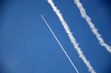 Gazze Şeridi 'ndeki Filistinli teröristler İsrail' e roket attılar. 7 Ekim 2023, Gazze, Filistin: Gazze Şeridi 'nden Filistinli teröristler İsrail' e sürpriz bir fırlatma ve sınıra sızan düzinelerce silahlı saldırıda roket attılar