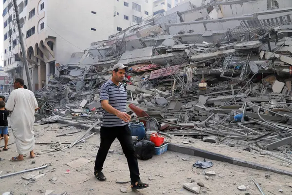 Gaza’s Hunger Crisis Deepens as Aid Blockade and Bombing Continue
