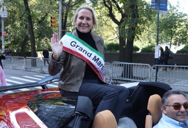 New York 'ta 79. Kolomb Günü Geçidi. 9 Ekim 2023, New York, ABD: 79. Kolomb Günü geçidi, 42. ve 72. caddeler arasında, New York 'ta, tören arabaları, gruplar, öğrenciler ve birçok kişiyle 5. Cadde' de gerçekleşiyor. 