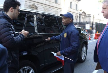 New York 'taki Kolomb Günü Geçit Töreni' nden Adams. 9 Ekim 2023, New York, ABD Kolomb Günü geçidi New York Belediye Başkanı Eric Adams 'ın da katılımıyla 5. 