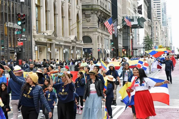 Die Parade Zum Spanischen Nationalfeiertag Oktober 2023 New York City — Stockfoto