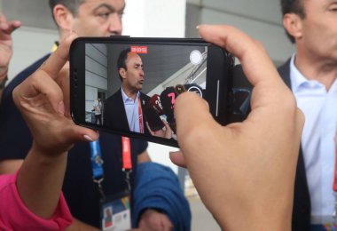 20 Ekim 2023, Santiago, Şili: Şili Spor Bakanı Jaime Pizarro ile basın toplantısı. Şili Spor Bakanı ve eski futbolcu Jaime Pizarro, Sucul Merkezi 'ndeki Kadınlar Dalış Kalifiye Serisi sonrasında basına konuştu 