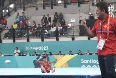 SANTIAGO (Şili) 10 / 21 / 2023 - Kanada, Arjantin, Meksika, Şili, Porto Riko, Brezilya, Kolombiya, Küba, ABD ve diğer ülkeler arasındaki Erkekler Sanatsal Jimnastik Finali