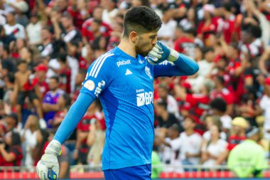 Rio de Janeiro, Brezilya - 10 / 22 / 2023: Flamengo 'dan Gerson' un golünün kutlanması - Brasileiro 2023 'ün 28. turu için geçerli olan Flamengo ve Vasco arasındaki maç, kuzeydeki Mario Filho Stadyumu' nda (Maracana) yapıldı.