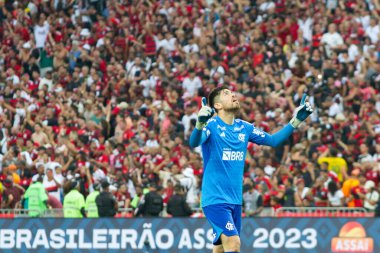 Rio de Janeiro, Brezilya - 10 / 22 / 2023: Flamengo 'dan Gerson' un golünün kutlanması - Brasileiro 2023 'ün 28. turu için geçerli olan Flamengo ve Vasco arasındaki maç, kuzeydeki Mario Filho Stadyumu' nda (Maracana) yapıldı.