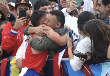 SANTIAGO (Şili), 10 / 22 / 2023 - Pan Amerikan Oyunlarının 42.2 km erkekler maratonu Şili 'nin Santiago kentindeki Higgins Park' ta gerçekleşti. Yarışı Perulu Cristhian Pacheco kazandı. Son şampiyon Şili 'li Hugo Catrileo ikinci oldu.